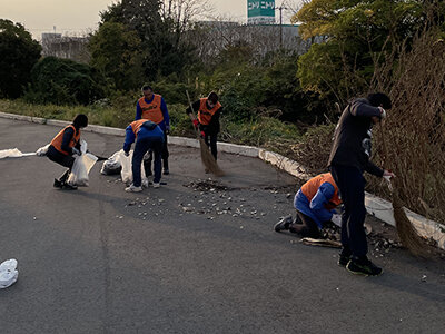 SeRV茨城 土浦花火大会後の清掃のサムネイル画像