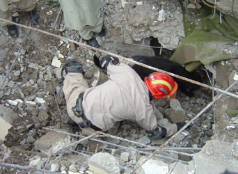 パキスタン地震（2005年10月） 写真